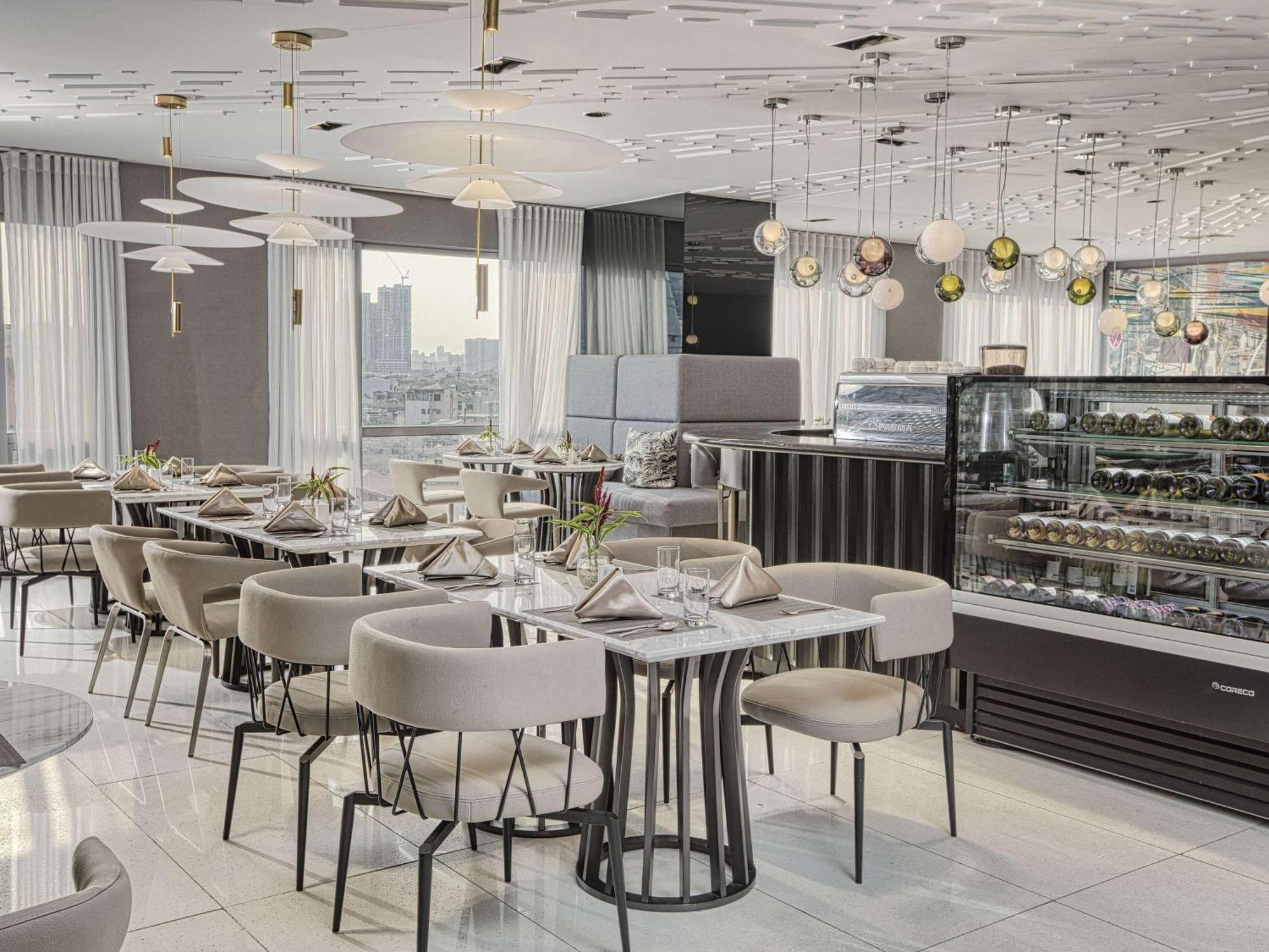 Novotel Suites Manila At Acqua Mandaluyong Luaran gambar