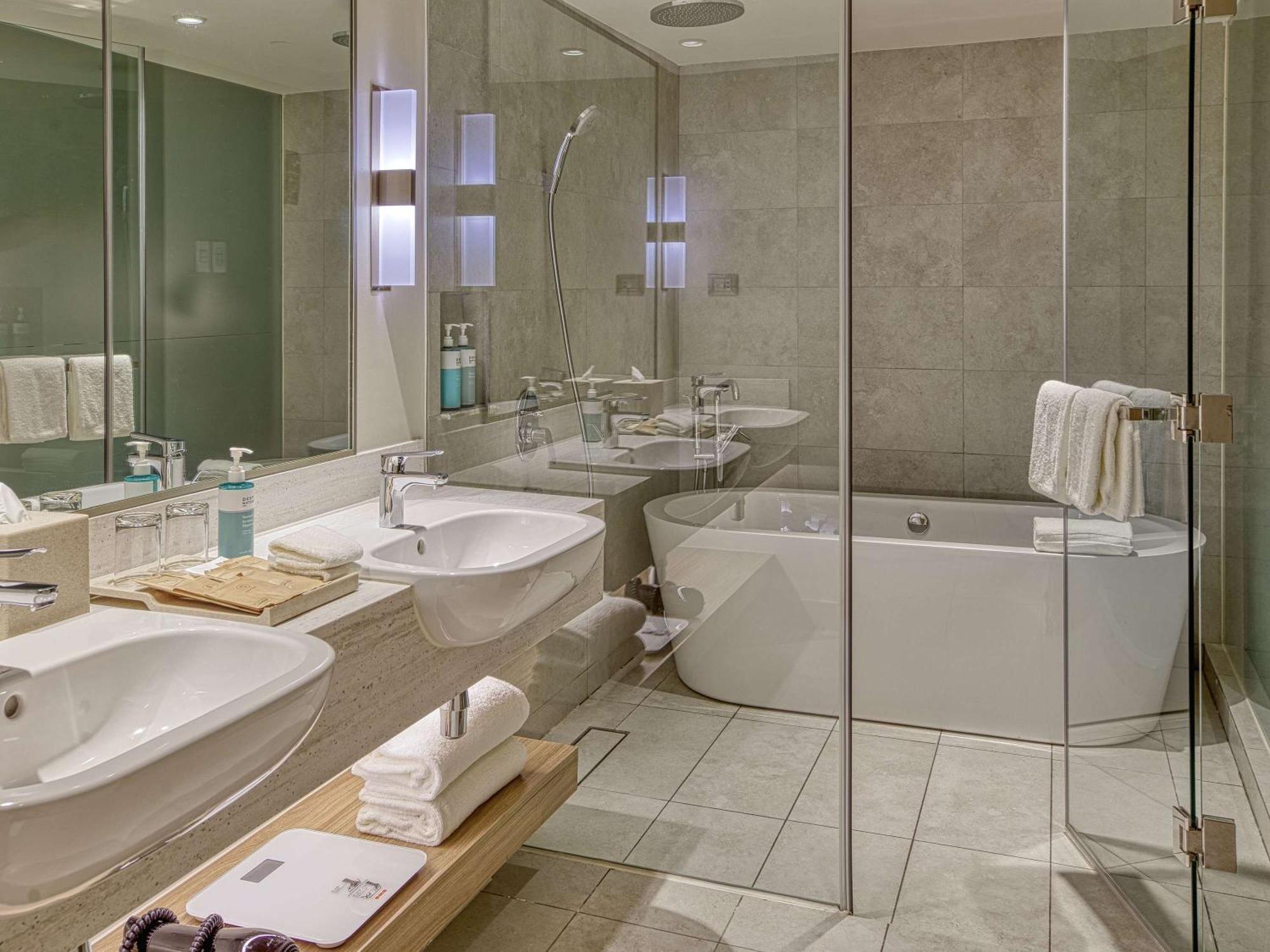 Novotel Suites Manila At Acqua Mandaluyong Luaran gambar