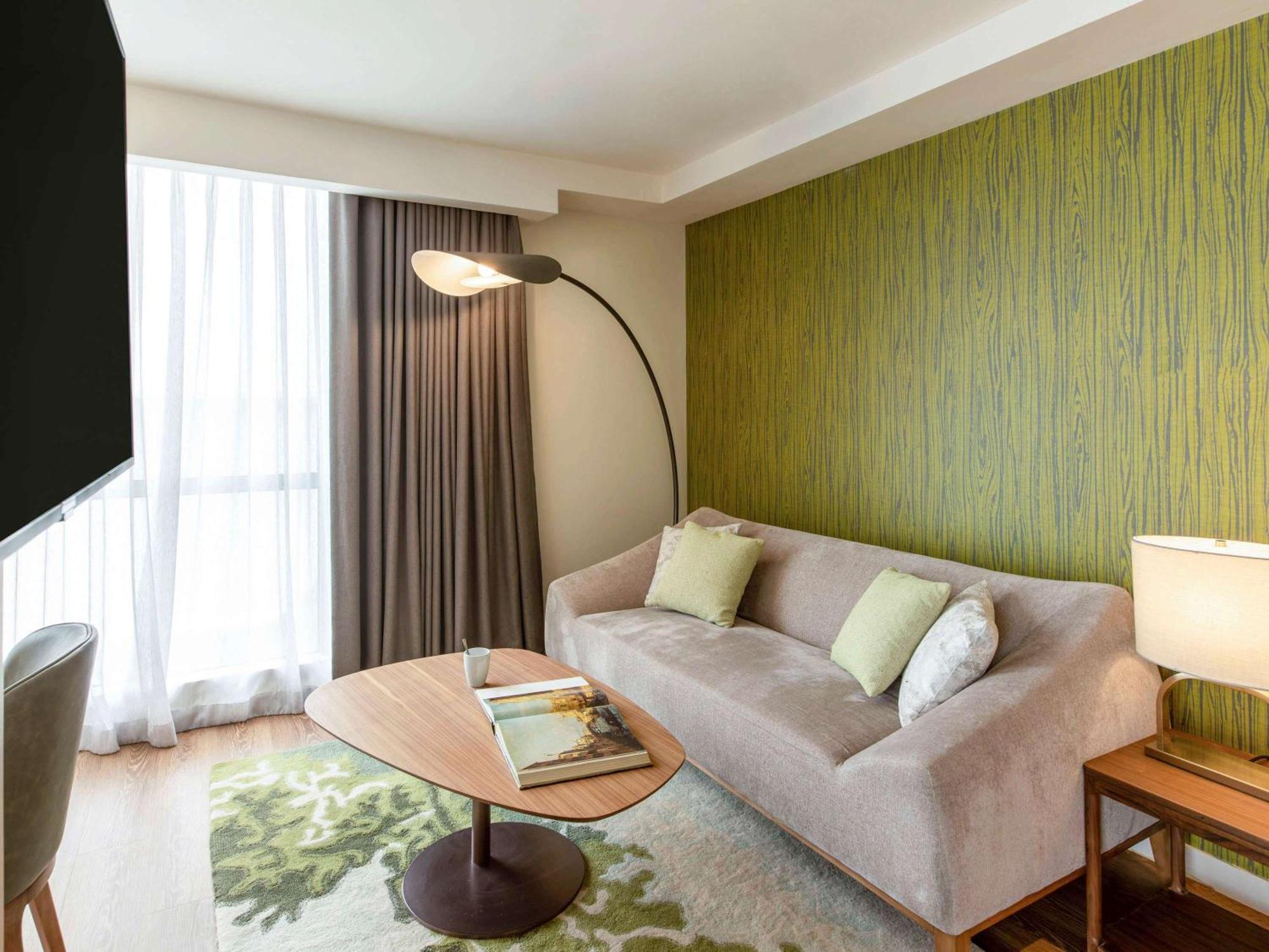 Novotel Suites Manila At Acqua Mandaluyong Luaran gambar